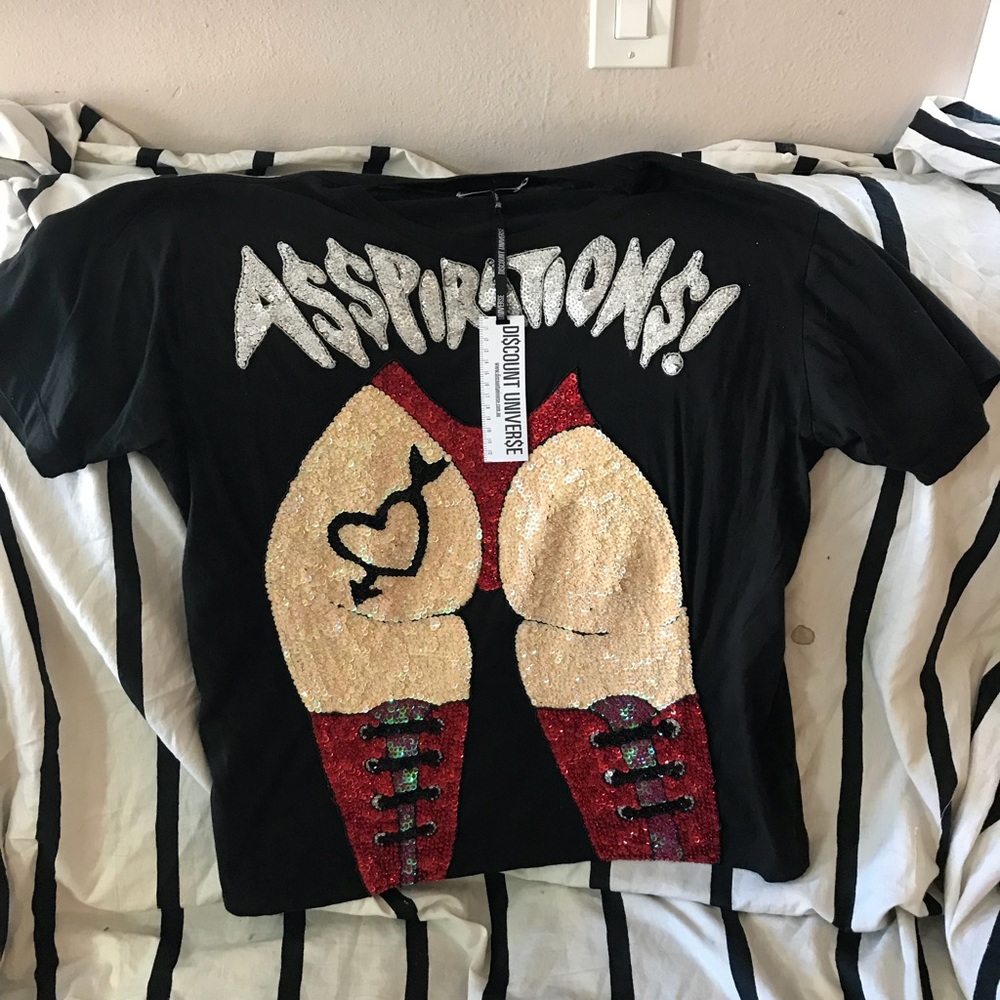 Discount Universe sequin Ass t shirt xl